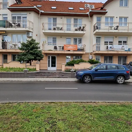 Апартаменты Elix 1. Хайдусобосло